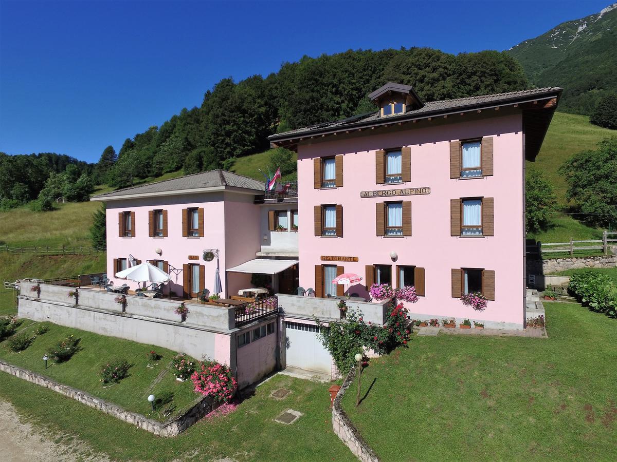 Albergo Alpino Da Tullio Avio Exterior foto